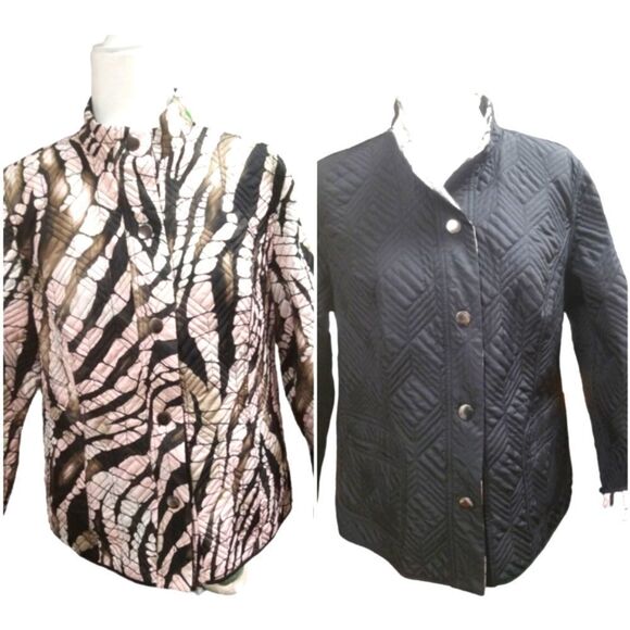 Chico's Quilted Jacket Reversible Pink, Black Stylized Animal Pattern SZ 12 - Picture 1 of 12